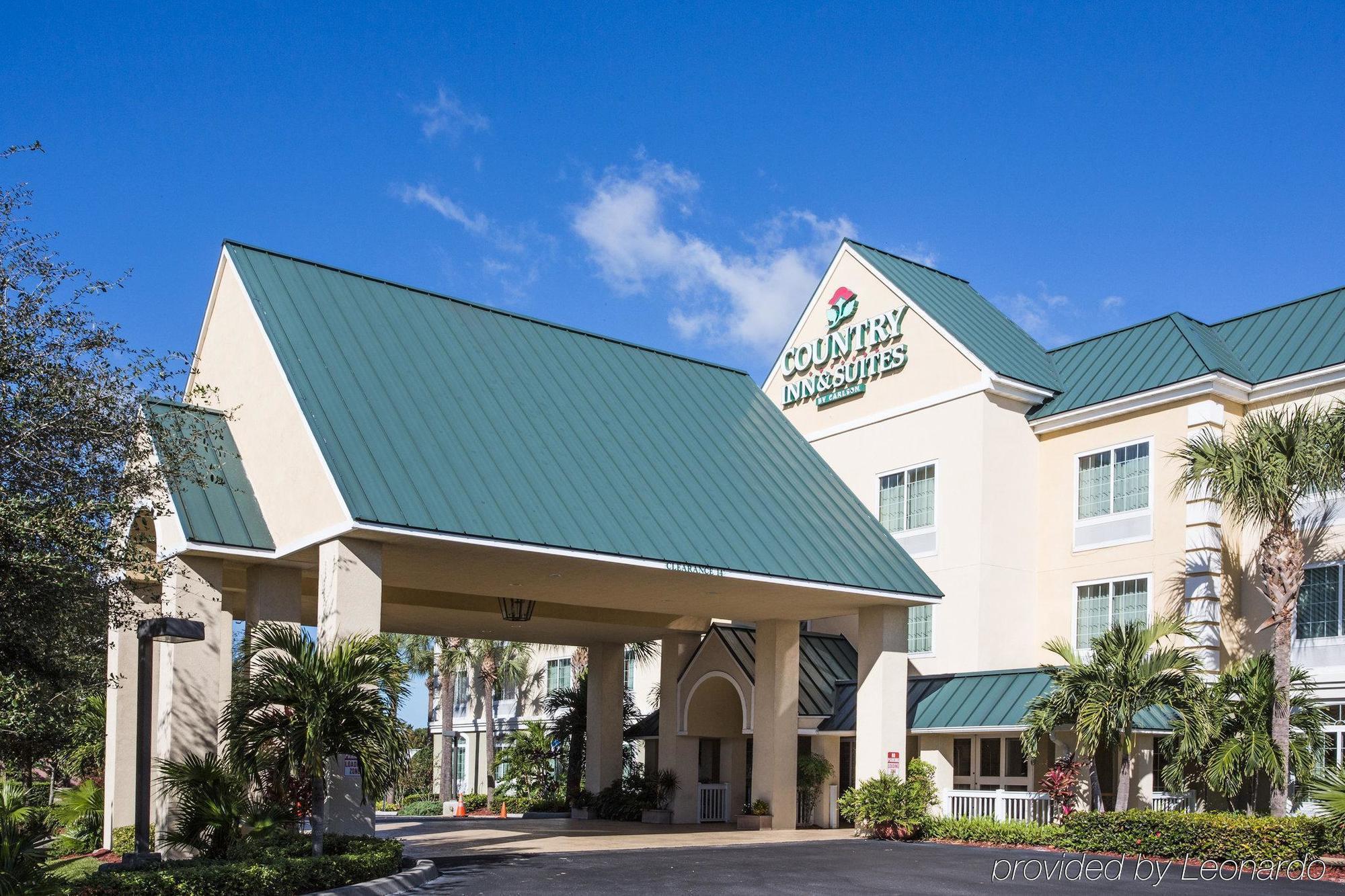 Surestay Plus Hotel By Best Western Vero Beach Exterior photo